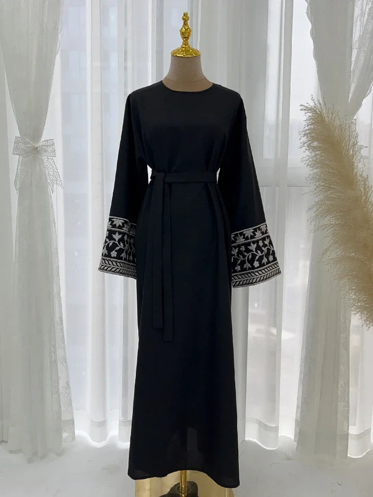 Floral Embroidery Muslim Abaya for Women Eid Dress Morocco Ramadan Lace-up Abayas Kaftan Islam Vestidos Dubai Arab Long Robe