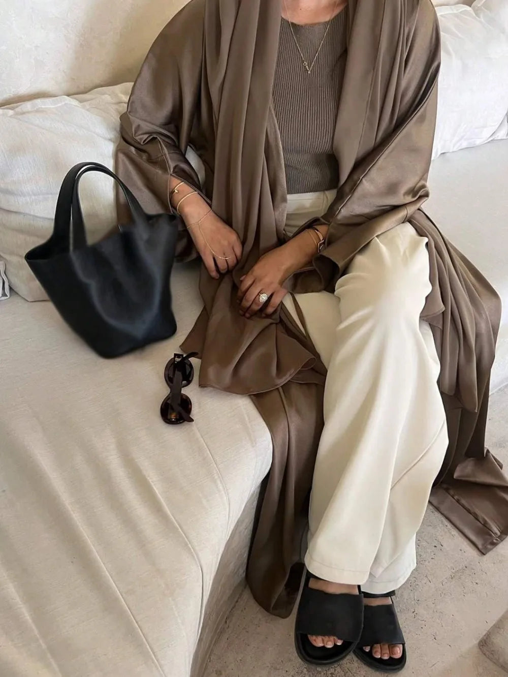 Full Sleeve Lace up Loose Abaya